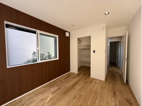 クローゼット完備の居室