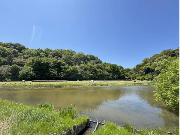 永福寺跡まで徒歩6分（約450m）