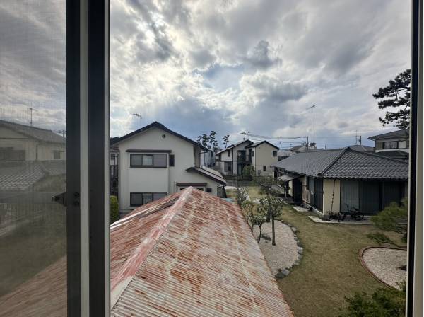 高い建物が周囲になく、開放感もあります