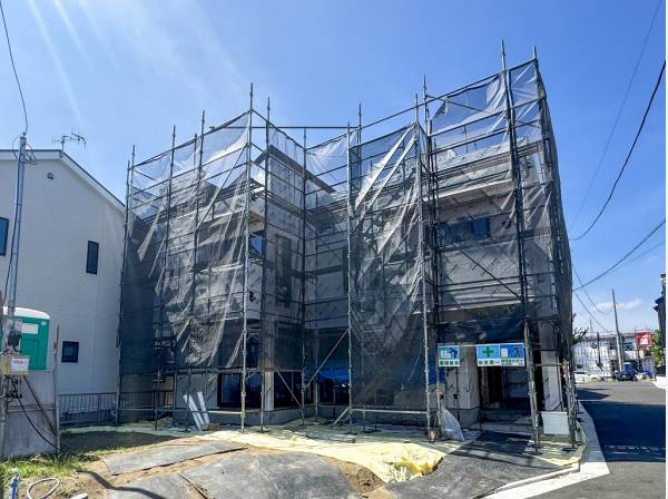 南東角地の陽射しと開放感にあふれたロケーション！