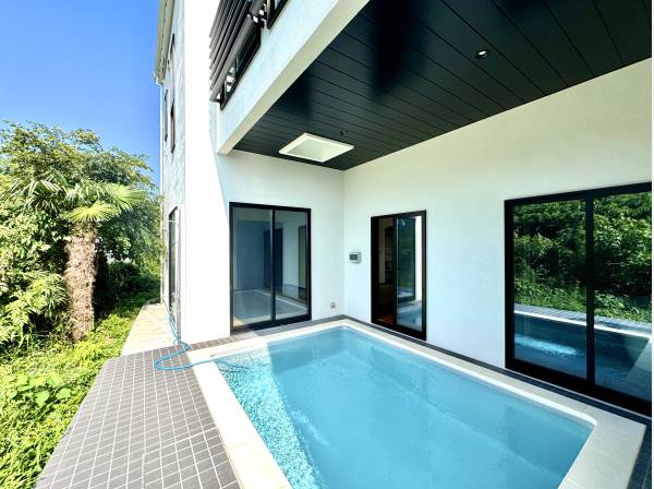 プライベート感のあるプールが目玉に