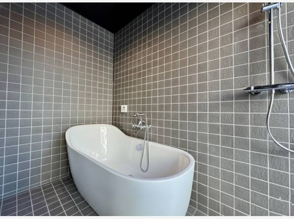 贅沢なバスルーム