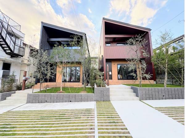 カースペース2台付き