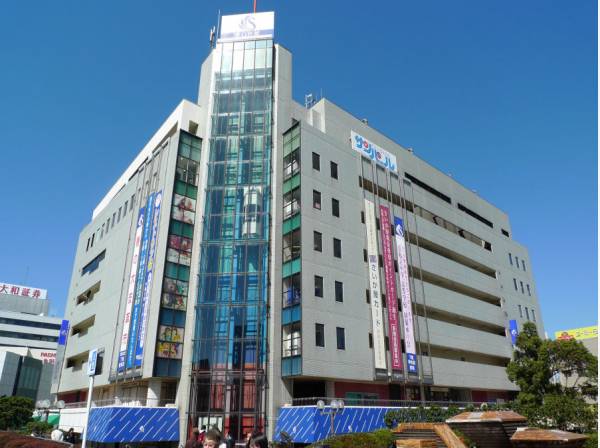 さいか屋 徒歩7分(約560m)