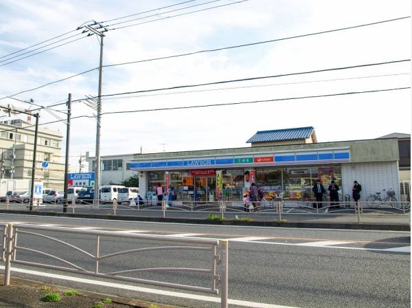 ローソン大磯国府本郷店まで徒歩4分（約320ｍ）