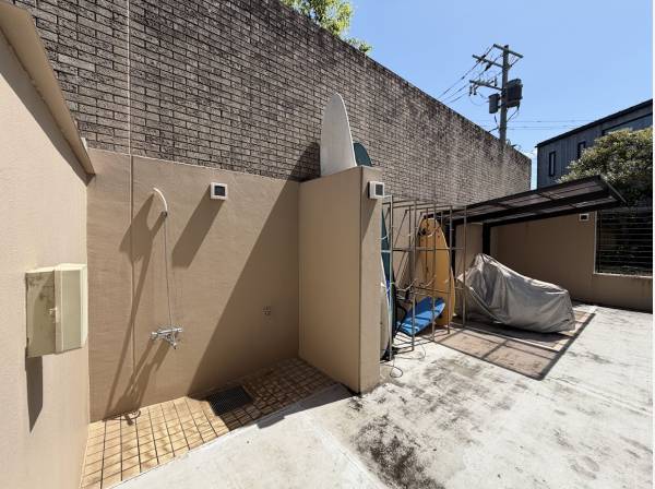 サーフボード置き場もございます