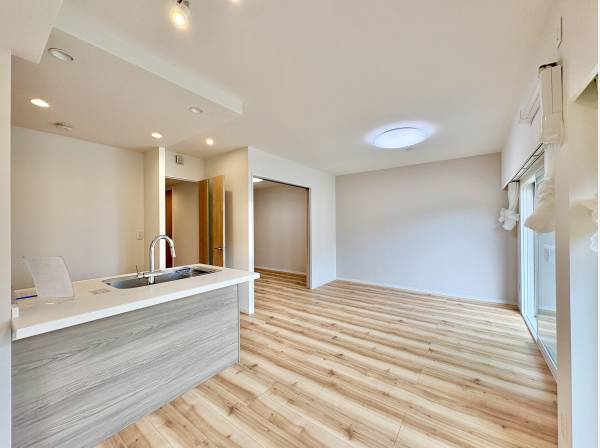 リビングで遊ぶ子供たちの姿がうかがえ安心です