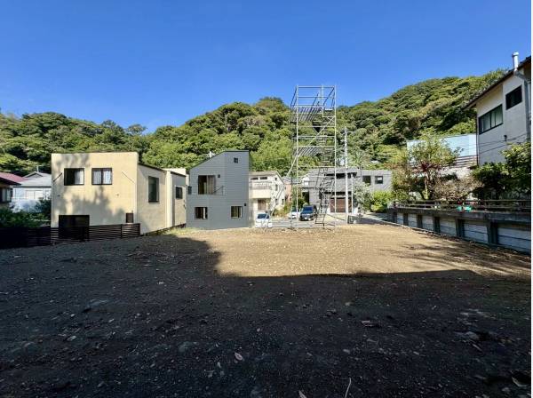 陽当たりも良好で明るい土地になります。
