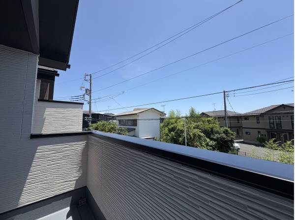 南面バルコニー。洗濯物も乾きやすい！