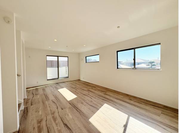 日当たり眺めも良好なリビング