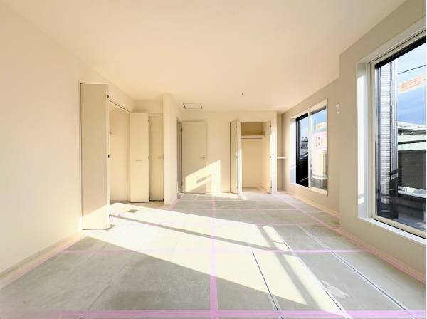 約11.25帖の洋室