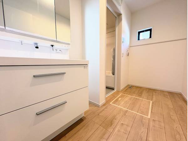 広々としたサニタリールーム