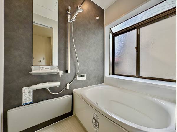 浴室も丸ごと交換いたしました