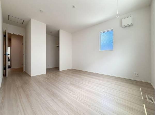 WICが完備された約8帖のお部屋