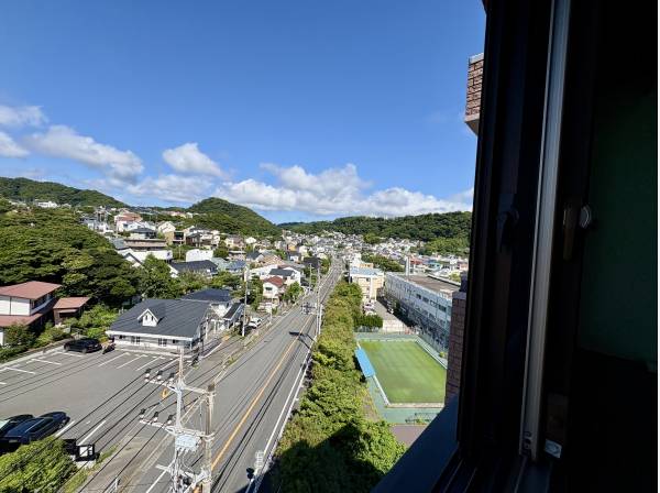 抜け感を感じられて気持ちがいいですね♪