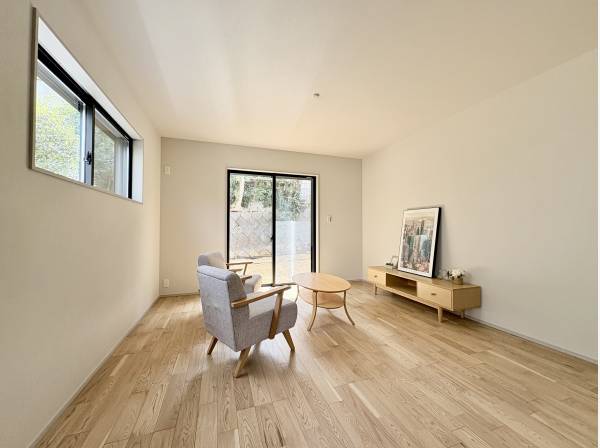 まったりと落ち着いた時間を堪能できるリビング