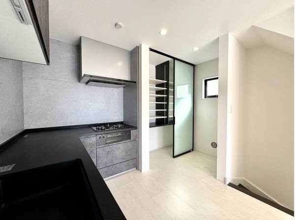 L字型のシステムキッチン