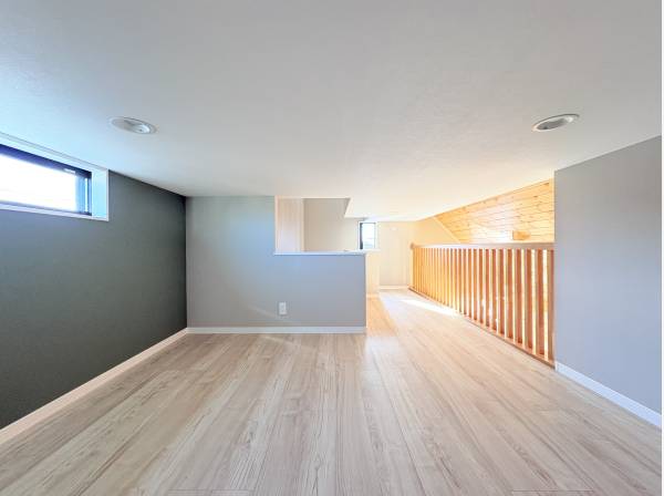 小屋浦収納８．１帖