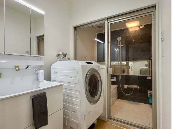 家事動線が整った使いやすい洗面空間