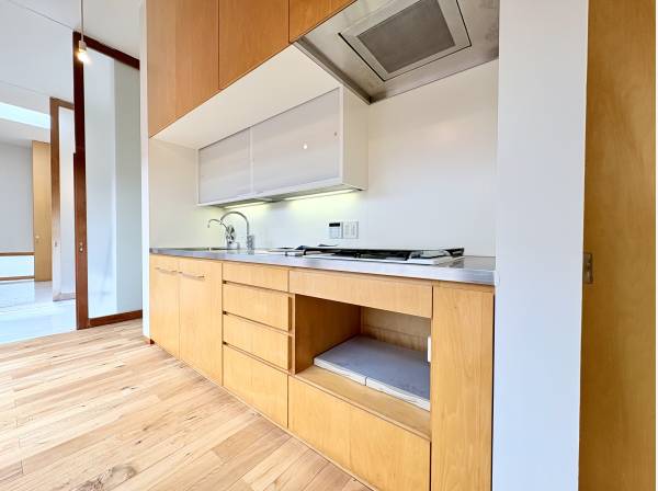 キッチンスペース収納が多く便利です