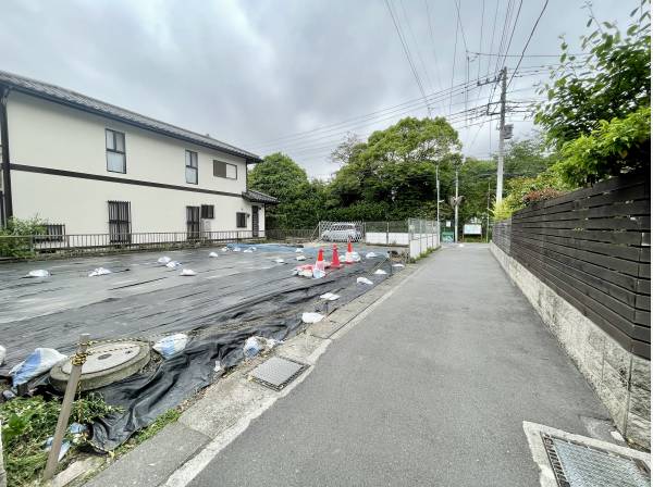 前面道路になります