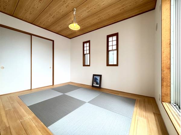 心落ち着く和室は約6帖ございます