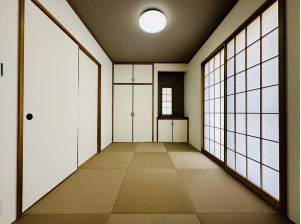 ゴロンと寛げる約5.4帖の和室