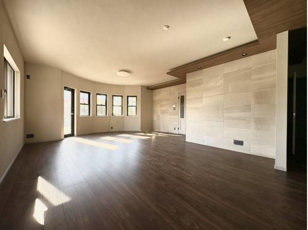 LDKは約28.8帖の大空間！