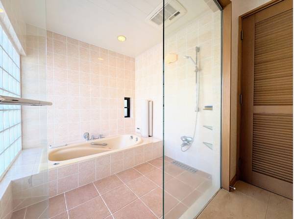 ホテルのようなバスルーム