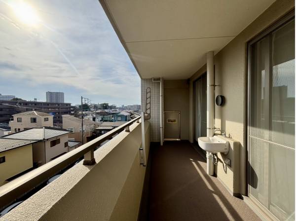 雨の日でも安心なインナーバルコニー