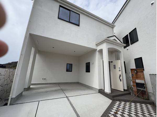 カースペースは２台です