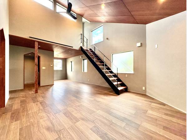 天井高で開放的なLDK