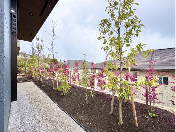 お庭からも見晴らしの良い眺め