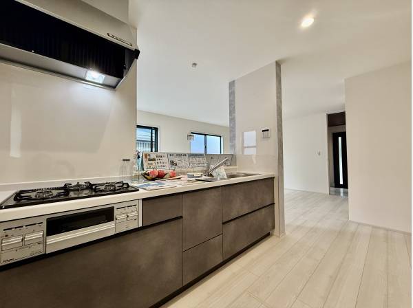 食洗器完備のシステムキッチン