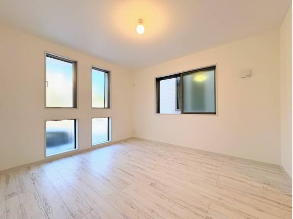 使い勝手の良い洋室