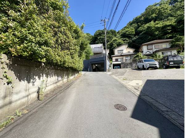 車通りが少なく、とても静かな環境です。