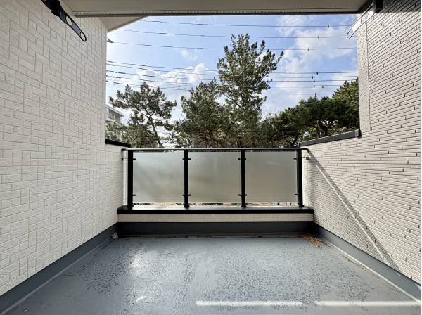 広々としたバルコニー南向きです