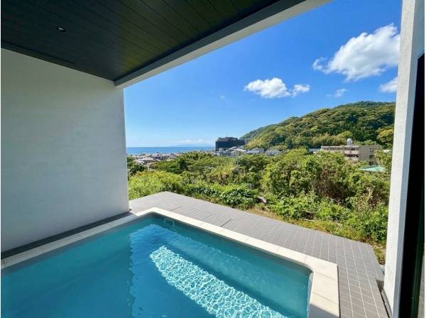 緑と海を眺めながら生活を送る。