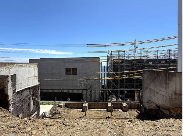 お天気の良い日は西側に富士山を望むことも♪