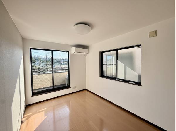 クローゼット完備の居室