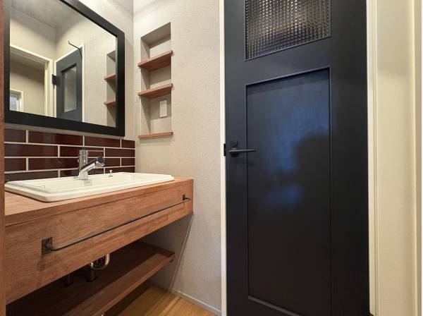 パウダールーム