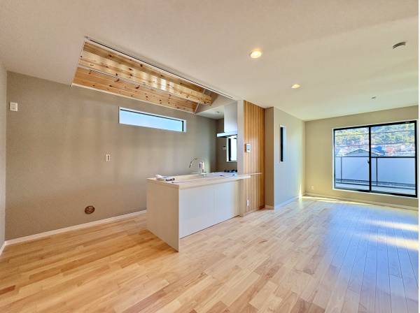 対面キッチンですので、リビング全体を見渡せます