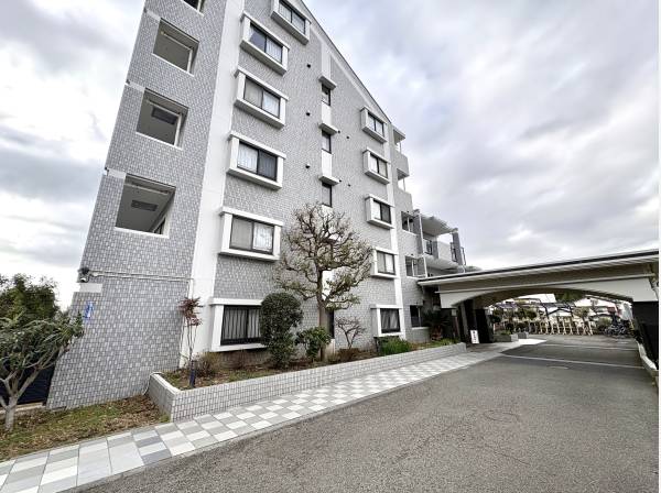 マンション外観です。