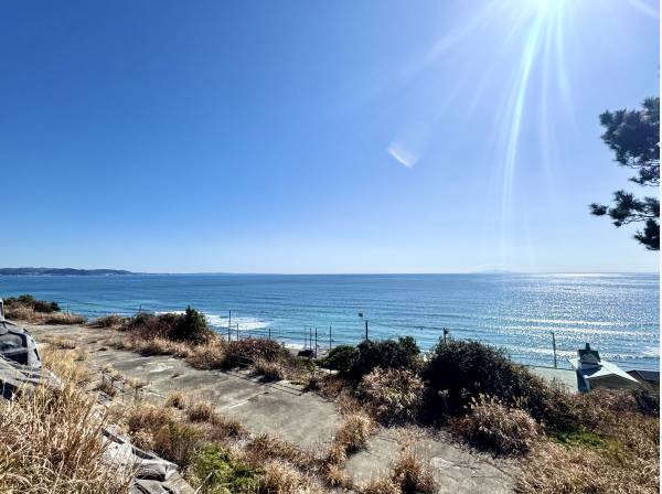 現地から約200m先の眺め
高台ならではの景色