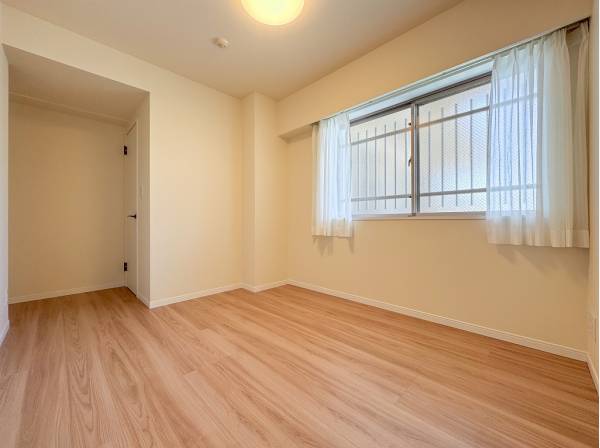 ウォークインクローゼットを完備した洋室