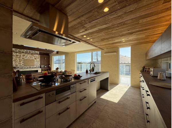 Kitchenhouse製のアイランドキッチン