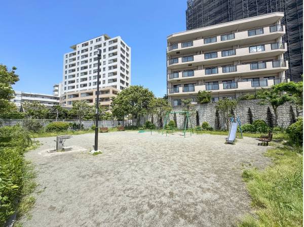 洲鼻公園まで徒歩2分（約120m）