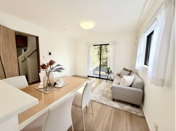 床壁天井交換で生まれ変わりました