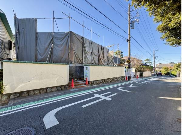 間口が広く開放感のある１９２坪超の大型売地