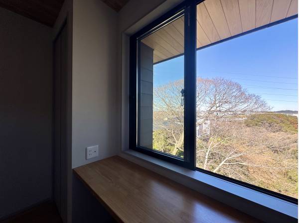 眺望を楽しみながらデスクワーク